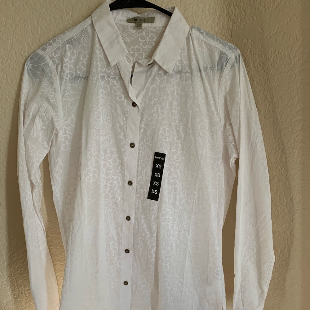Long sleeve white shirt